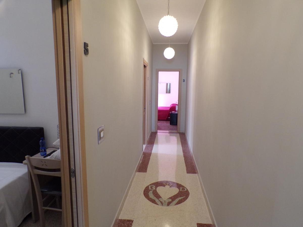 Nuova Aurora Rent Rooms Roccalumera Ngoại thất bức ảnh