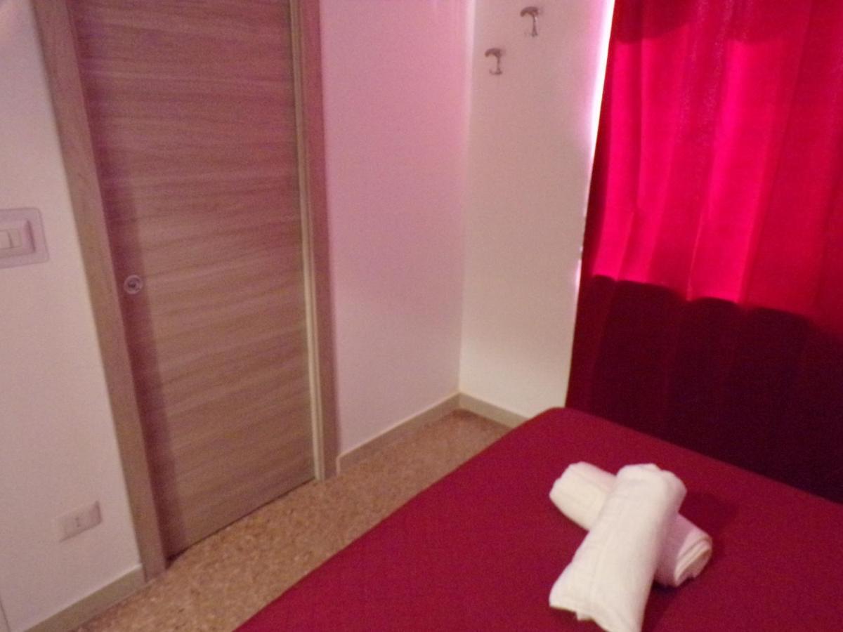 Nuova Aurora Rent Rooms Roccalumera Ngoại thất bức ảnh