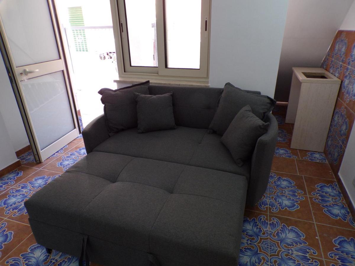 Nuova Aurora Rent Rooms Roccalumera Ngoại thất bức ảnh