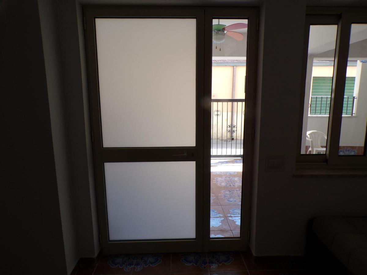 Nuova Aurora Rent Rooms Roccalumera Ngoại thất bức ảnh