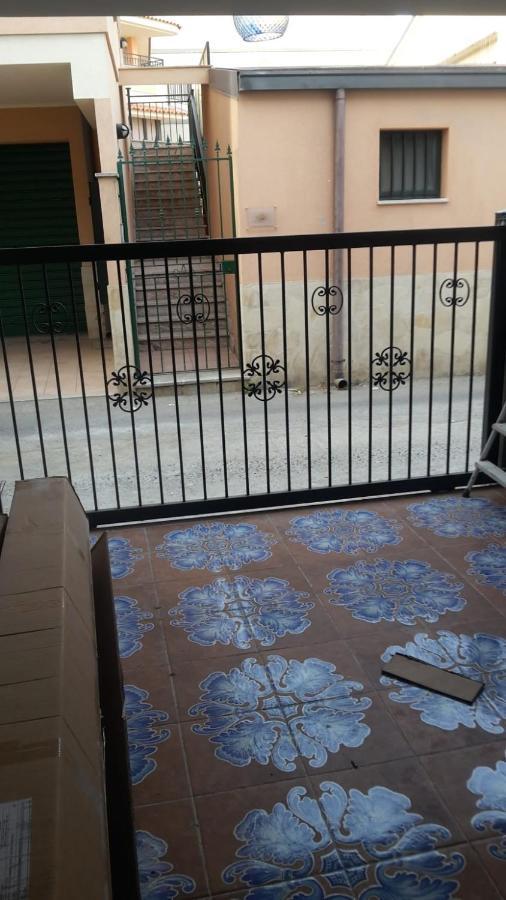 Nuova Aurora Rent Rooms Roccalumera Ngoại thất bức ảnh
